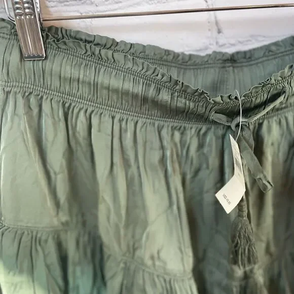 Aerie Sweet N’ Silky Tiered Mini Skirt Olive Green NWT - Picture 4 of 13